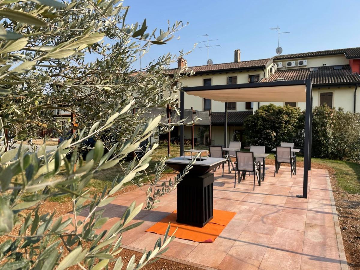Agriturismo Al Tralcio Valeggio sul Mincio Exteriör bild