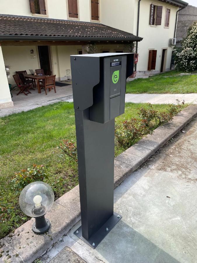 Agriturismo Al Tralcio Valeggio sul Mincio Exteriör bild