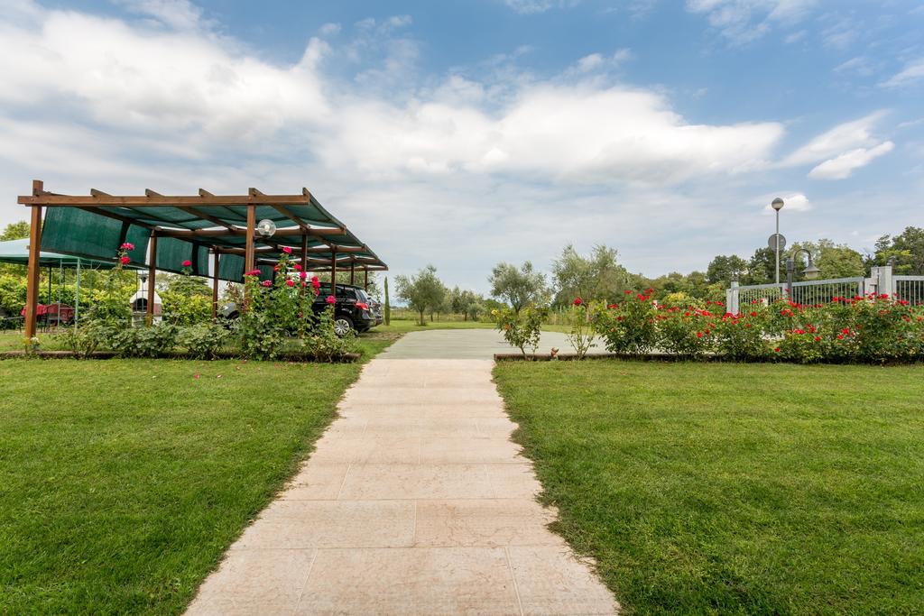 Agriturismo Al Tralcio Valeggio sul Mincio Exteriör bild